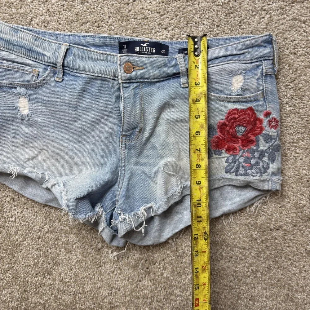 Hollister Shorts 11 W30 Blue Denim Low Rise Cutoff Floral Embroidered